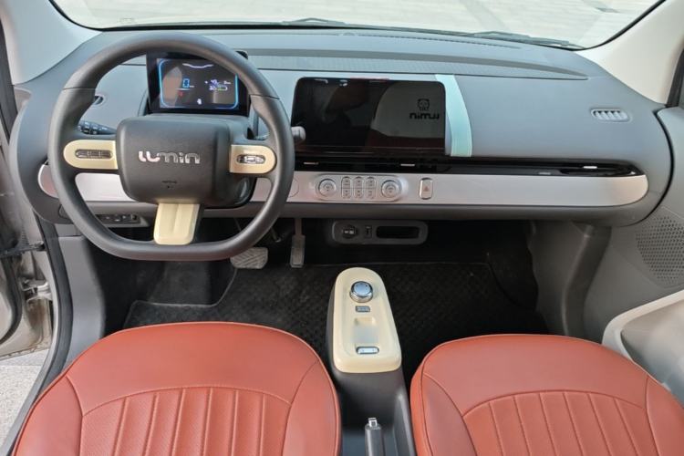 Used CHANGAN NEVO Lumin 2022 155 km – Refreshingly Sweet Edition Center Console