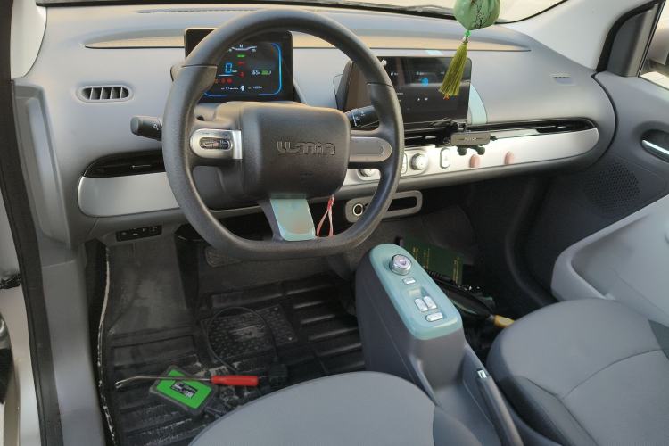 Used CHANGAN NEVO Lumin 2022 210km Sweet Edition Center Console