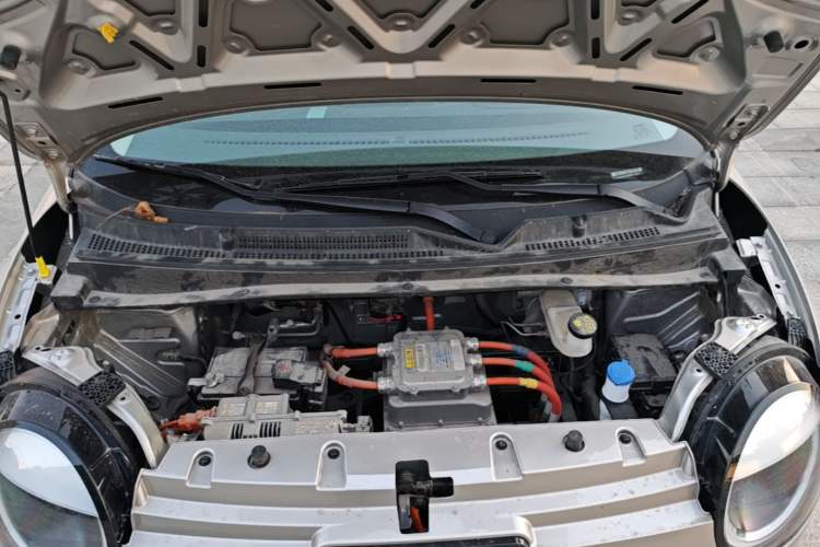 Used CHANGAN NEVO Lumin 2022 155 km – Refreshingly Sweet Edition Engine Bay