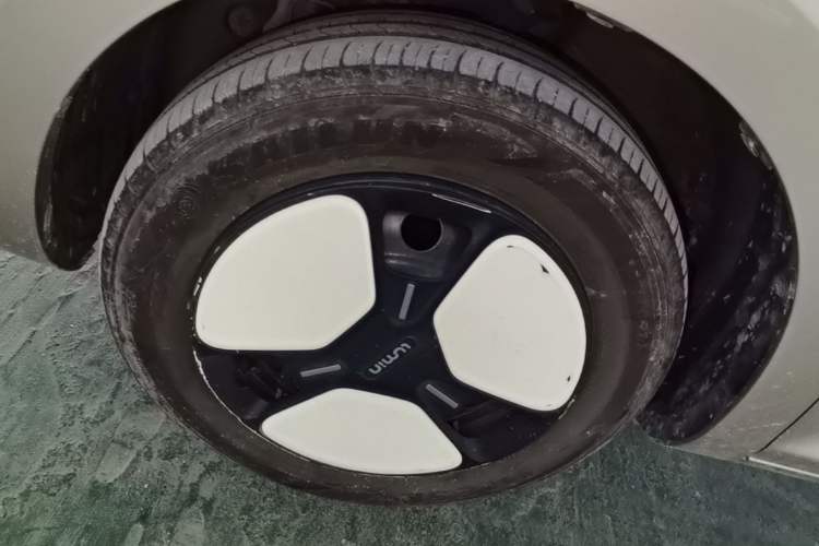 Used CHANGAN NEVO Lumin 2022 210km Sweet Edition Exterior 2