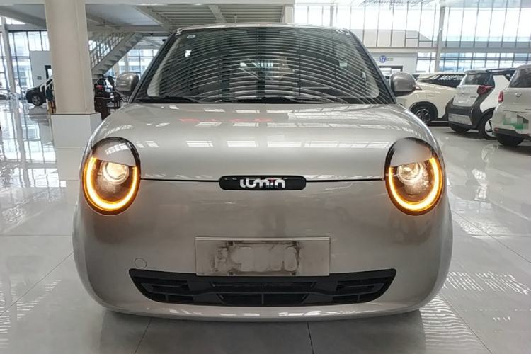 Used CHANGAN NEVO Lumin 2022 155 km – Refreshingly Sweet Edition Front
