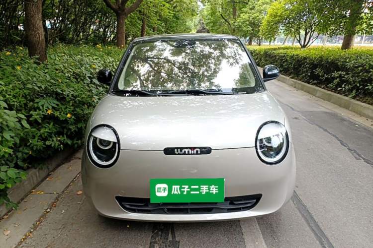 Used CHANGAN NEVO Lumin 2022 155 km – Refreshingly Sweet Edition Front