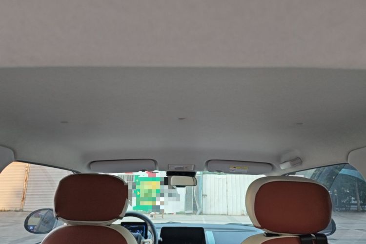 Used CHANGAN NEVO Lumin 2022 155 km – Refreshingly Sweet Edition Headliner
