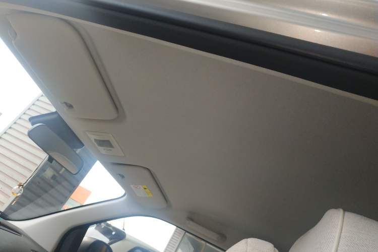 Used CHANGAN NEVO Lumin 2022 210km Sweet Edition Headliner
