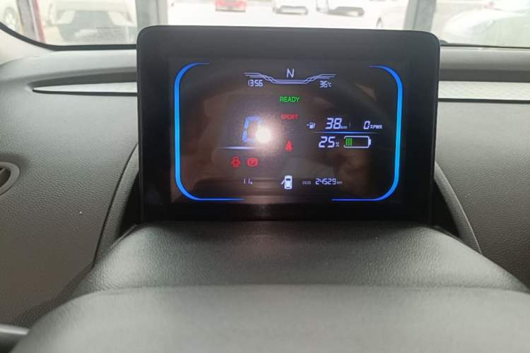 Used CHANGAN NEVO Lumin 2022 155 km – Refreshingly Sweet Edition Instrument Cluster