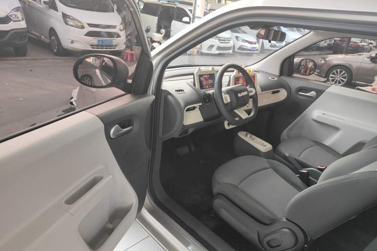 Used CHANGAN NEVO Lumin 2022 155 km – Refreshingly Sweet Edition Interior 3