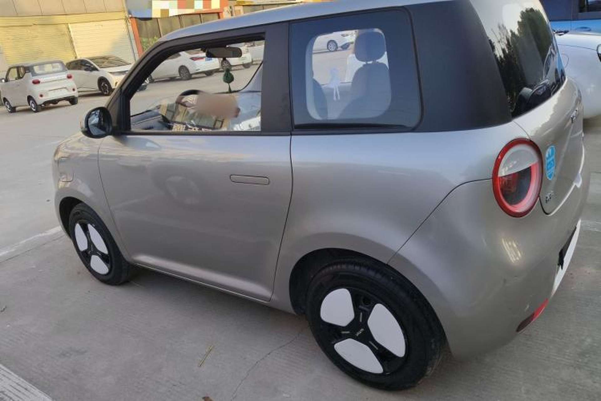 Used CHANGAN NEVO Lumin 2022 210km Sweet Edition Left Side