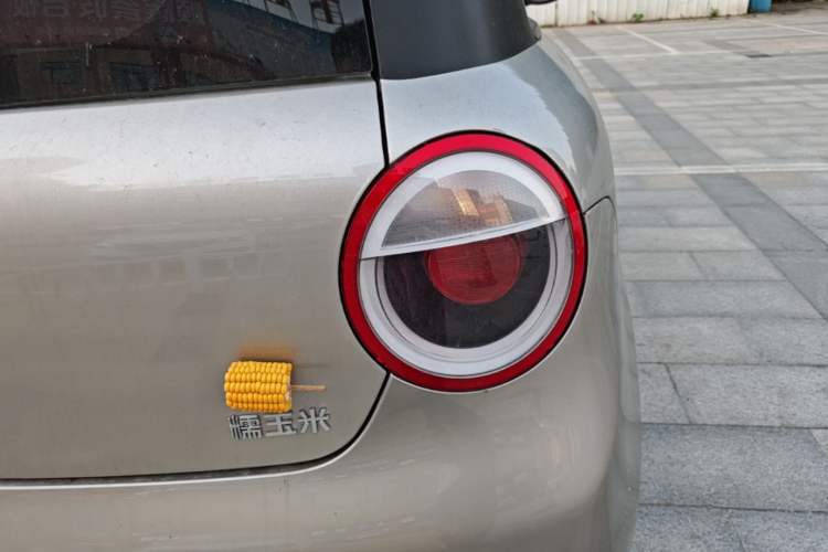 Used CHANGAN NEVO Lumin 2022 155 km – Refreshingly Sweet Edition Right Rear Taillight