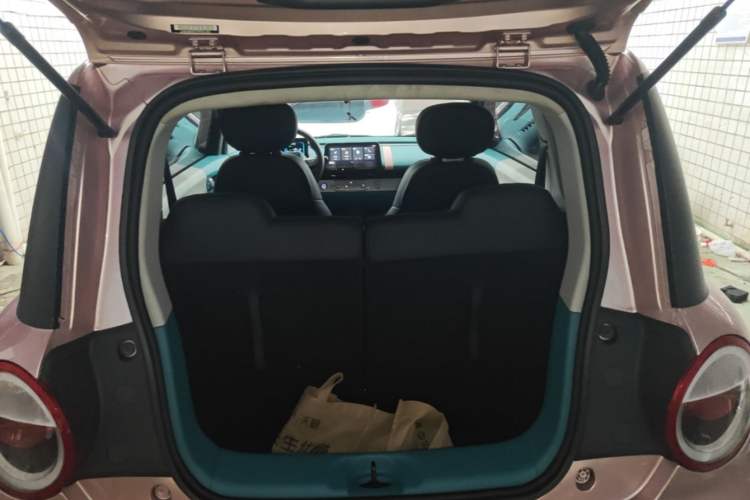 Used CHANGAN NEVO Lumin 2022 210km Sweet Edition Trunk