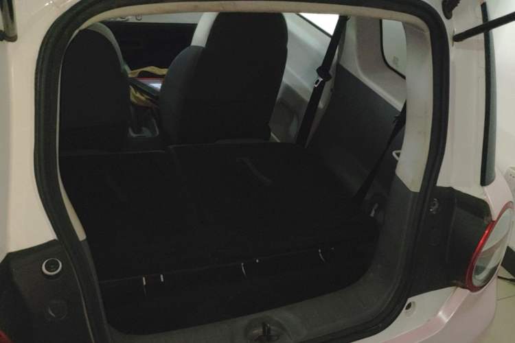 Used CHANGAN NEVO Lumin 2022 210km Sweet Edition Trunk
