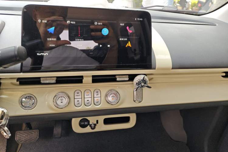 Used CHANGAN NEVO Lumin 2022 155 km – Refreshingly Sweet Edition Audio And AC Panel