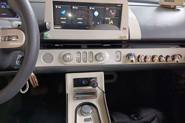 Used CHANGAN NEVO Lumin 2022 210km Sweet Edition Audio And AC Panel