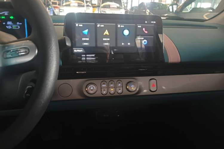 Used CHANGAN NEVO Lumin 2022 210km Sweet Edition Audio And AC Panel
