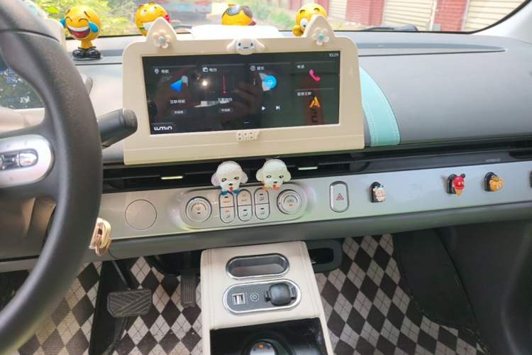 Used CHANGAN NEVO Lumin 2022 155 km – Refreshingly Sweet Edition Audio And AC Panel