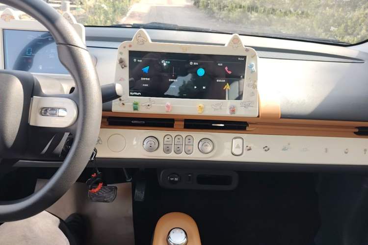 Used CHANGAN NEVO Lumin 2022 155 km – Refreshingly Sweet Edition Audio And AC Panel