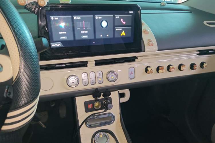 Used CHANGAN NEVO Lumin 2022 155 km – Refreshingly Sweet Edition Audio And AC Panel