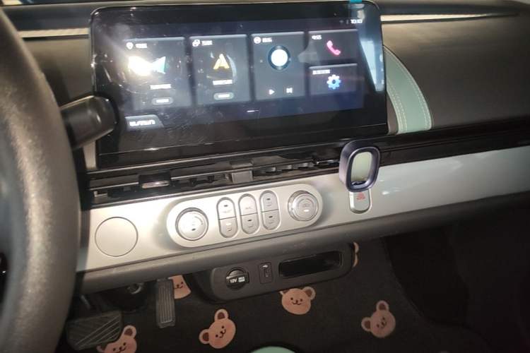 Used CHANGAN NEVO Lumin 2022 210km Sweet Edition Audio And AC Panel