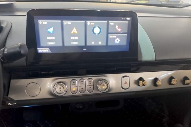 Used CHANGAN NEVO Lumin 2022 210km Sweet Edition Audio And AC Panel