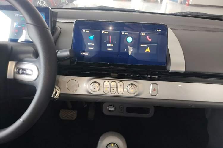 Used CHANGAN NEVO Lumin 2022 155 km – Refreshingly Sweet Edition Audio And AC Panel