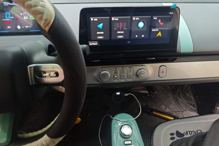 Used CHANGAN NEVO Lumin 2022 210km Sweet Edition Audio And AC Panel