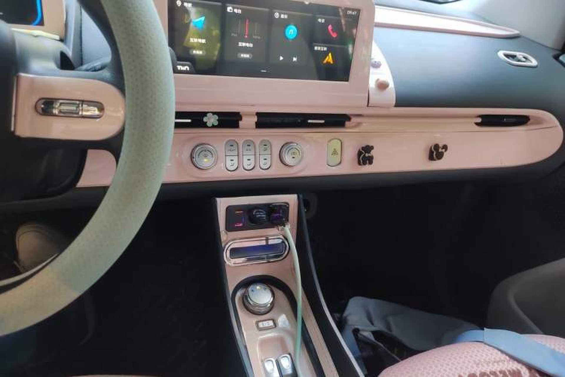 Used CHANGAN NEVO Lumin 2022 155 km – Refreshingly Sweet Edition Audio And AC Panel