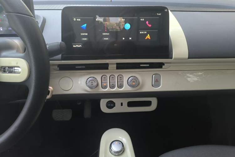 Used CHANGAN NEVO Lumin 2022 210km Sweet Edition Audio And AC Panel