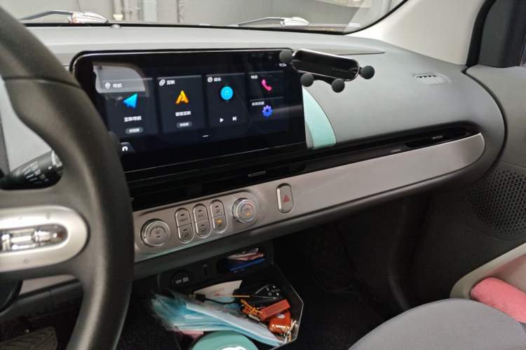 Used CHANGAN NEVO Lumin 2022 210km Sweet Edition Audio And AC Panel