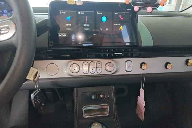 Used CHANGAN NEVO Lumin 2022 210km Sweet Edition Audio And AC Panel
