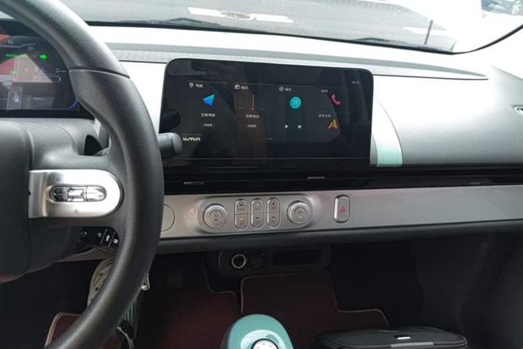 Used CHANGAN NEVO Lumin 2022 210km Sweet Edition Audio And AC Panel