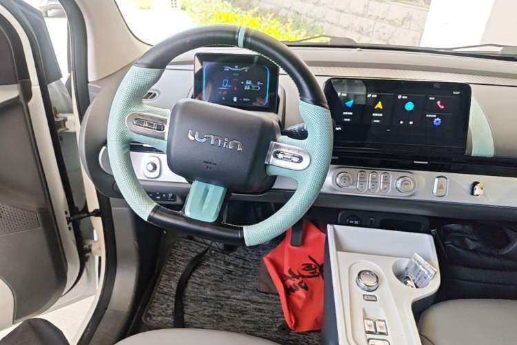 Used CHANGAN NEVO Lumin 2022 210km Sweet Edition Audio And AC Panel