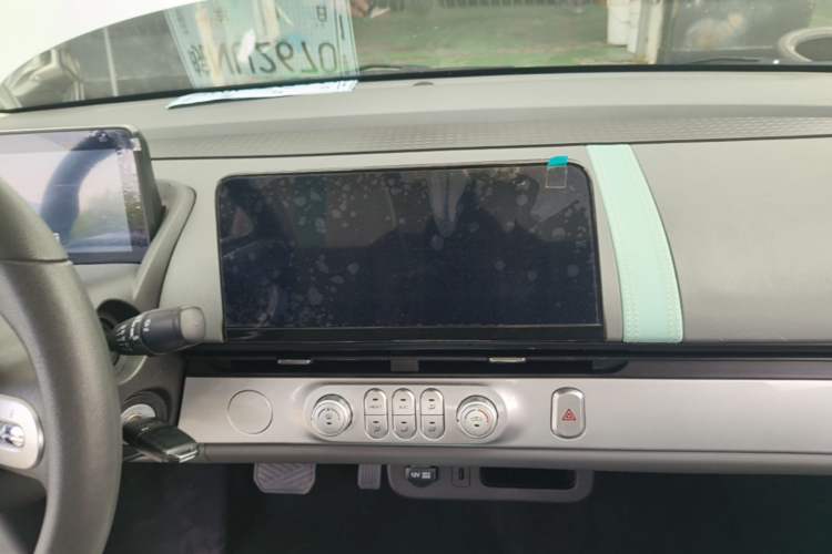 Used CHANGAN NEVO Lumin 2022 210km Sweet Edition Audio And AC Panel