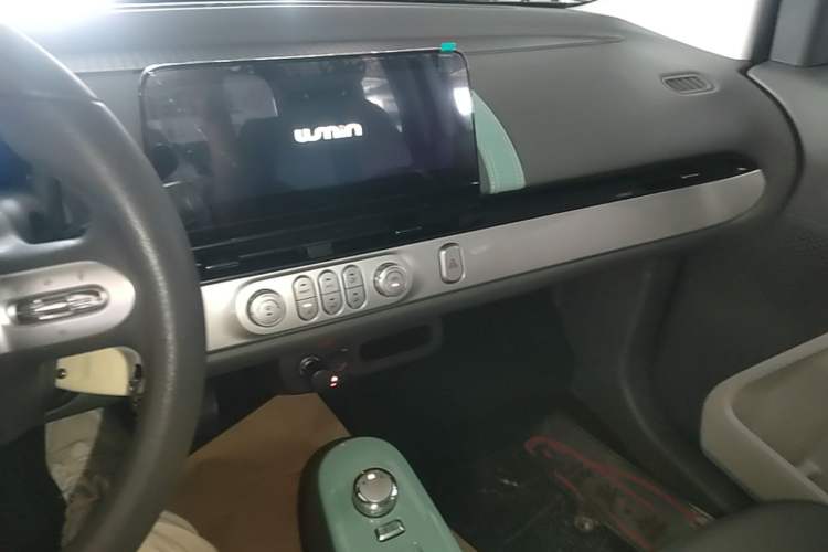 Used CHANGAN NEVO Lumin 2022 155 km – Refreshingly Sweet Edition Audio And AC Panel