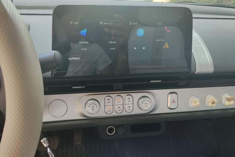 Used CHANGAN NEVO Lumin 2022 155 km – Refreshingly Sweet Edition Audio And AC Panel