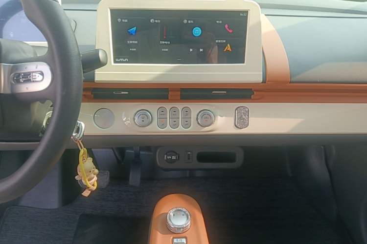 Used CHANGAN NEVO Lumin 2022 155 km – Refreshingly Sweet Edition Audio And AC Panel