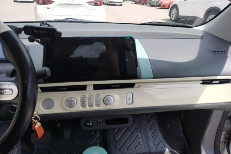 Used CHANGAN NEVO Lumin 2022 155 km – Refreshingly Sweet Edition Audio And AC Panel