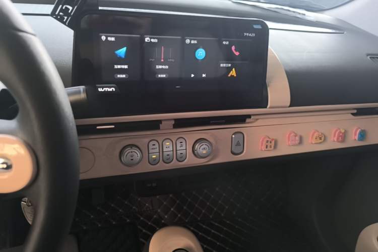 Used CHANGAN NEVO Lumin 2022 155 km – Refreshingly Sweet Edition Audio And AC Panel