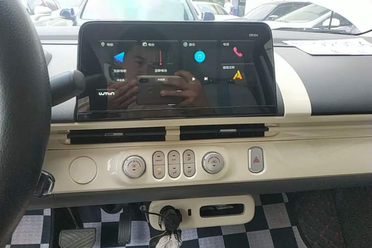 Used CHANGAN NEVO Lumin 2022 155 km – Refreshingly Sweet Edition Audio And AC Panel