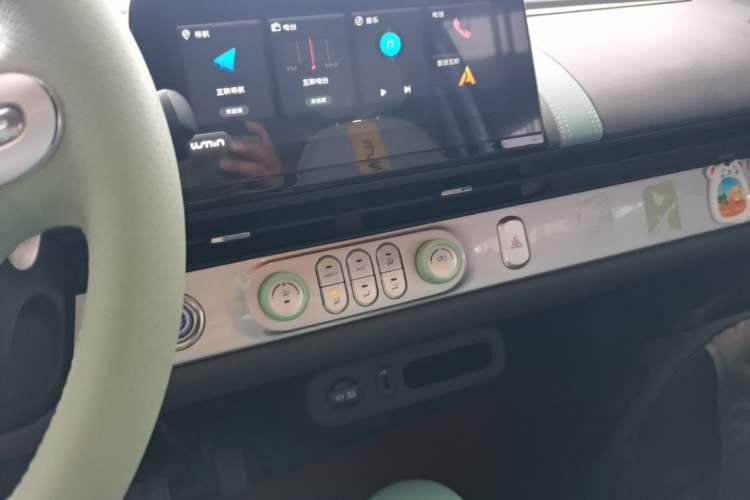 Used CHANGAN NEVO Lumin 2022 210km Sweet Edition Audio And AC Panel