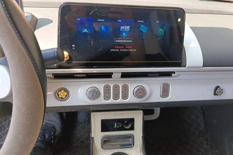 Used CHANGAN NEVO Lumin 2022 210km Sweet Edition Audio And AC Panel