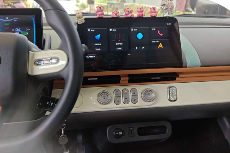 Used CHANGAN NEVO Lumin 2022 155 km – Refreshingly Sweet Edition Audio And AC Panel
