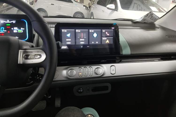 Used CHANGAN NEVO Lumin 2022 210km Sweet Edition Audio And AC Panel