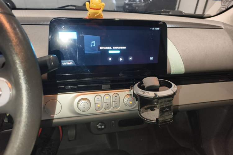 Used CHANGAN NEVO Lumin 2022 210km Sweet Edition Audio And AC Panel