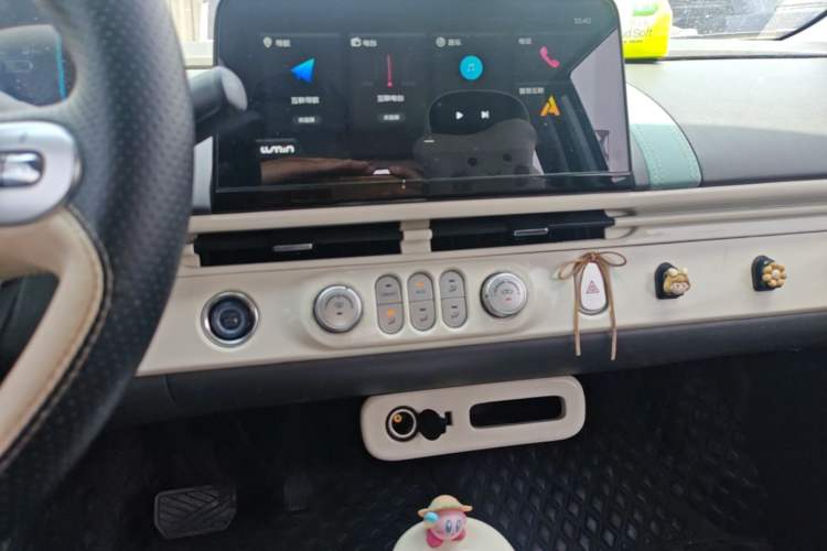 Used CHANGAN NEVO Lumin 2022 210km Sweet Edition Audio And AC Panel