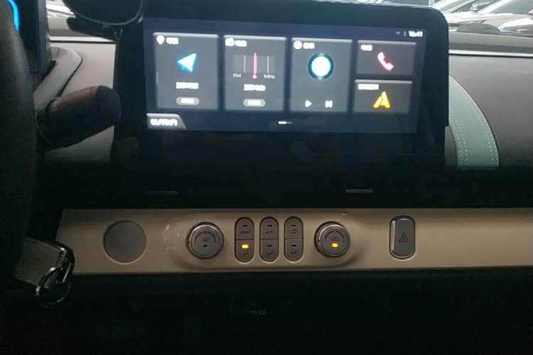 Used CHANGAN NEVO Lumin 2022 210km Sweet Edition Audio And AC Panel