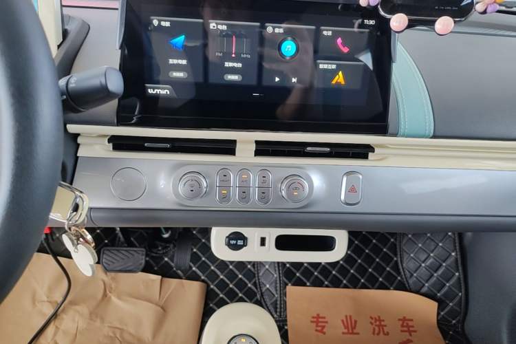 Used CHANGAN NEVO Lumin 2022 155 km – Refreshingly Sweet Edition Audio And AC Panel