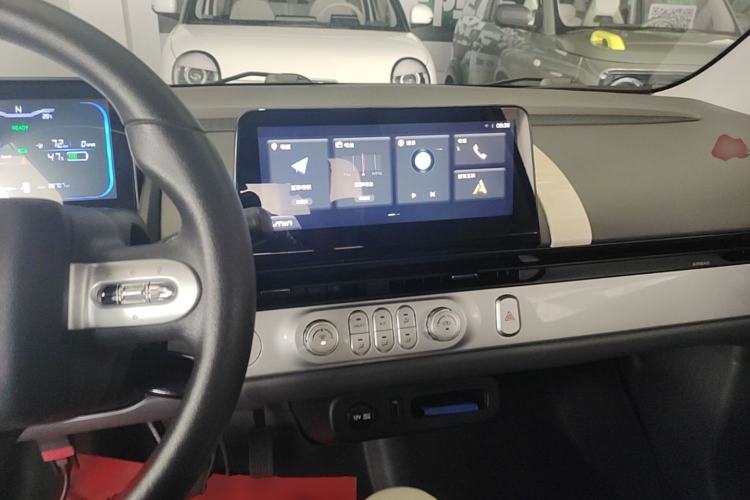 Used CHANGAN NEVO Lumin 2022 155 km – Refreshingly Sweet Edition Center Console