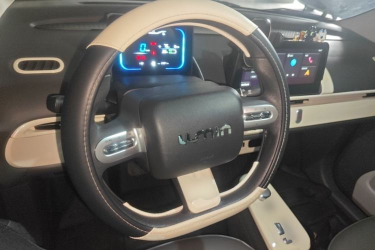 Used CHANGAN NEVO Lumin 2022 210km Sweet Edition Center Console