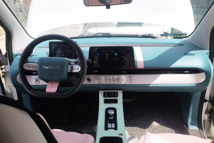 Used CHANGAN NEVO Lumin 2022 210km Sweet Edition Center Console