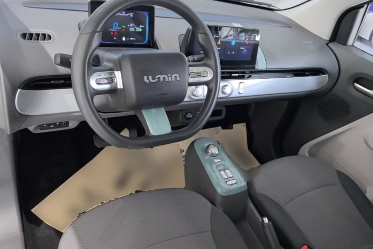 Used CHANGAN NEVO Lumin 2022 301km Honey-Sweet Version Center Console