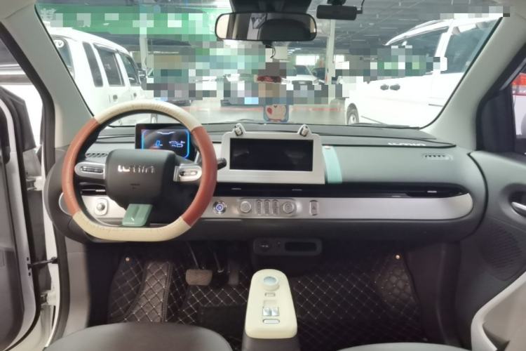 Used CHANGAN NEVO Lumin 2022 210km Sweet Edition Center Console